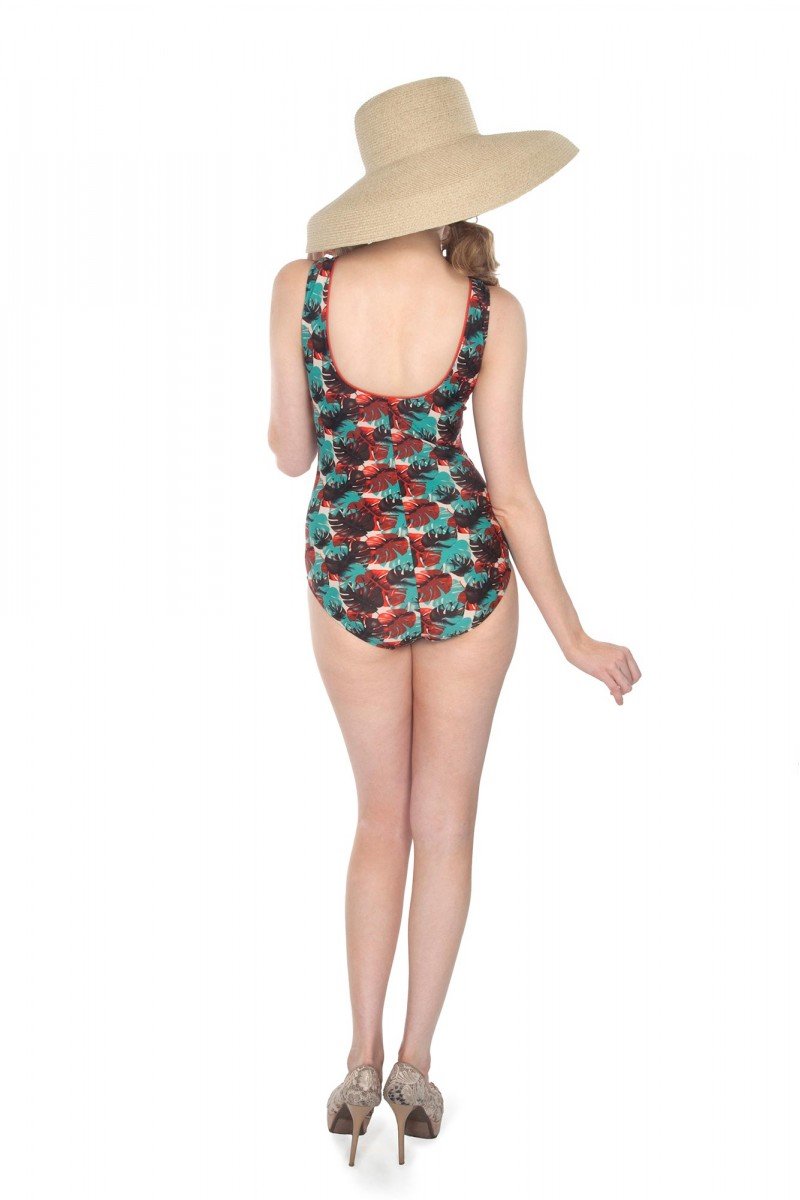 Leaves One Piece