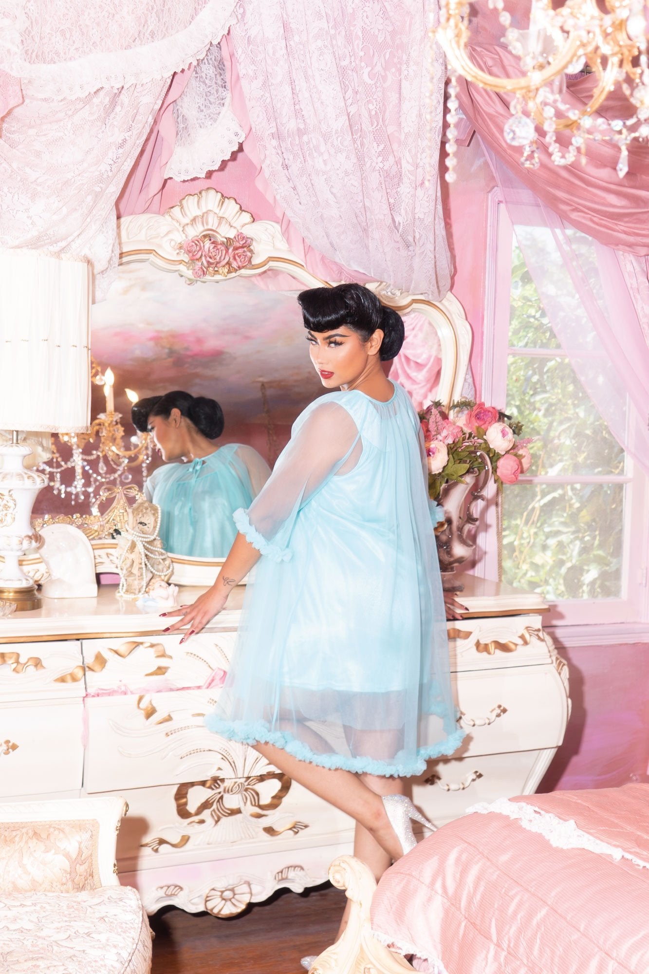 Pillow Talk Nightgown Set in Light Blue